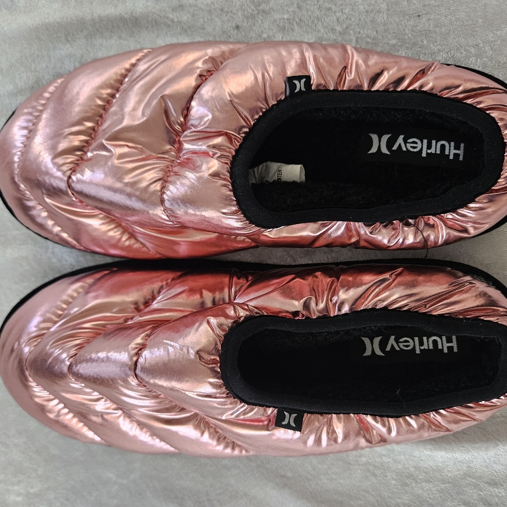 NEW Hurley Puffy Pink Slides Size Large
